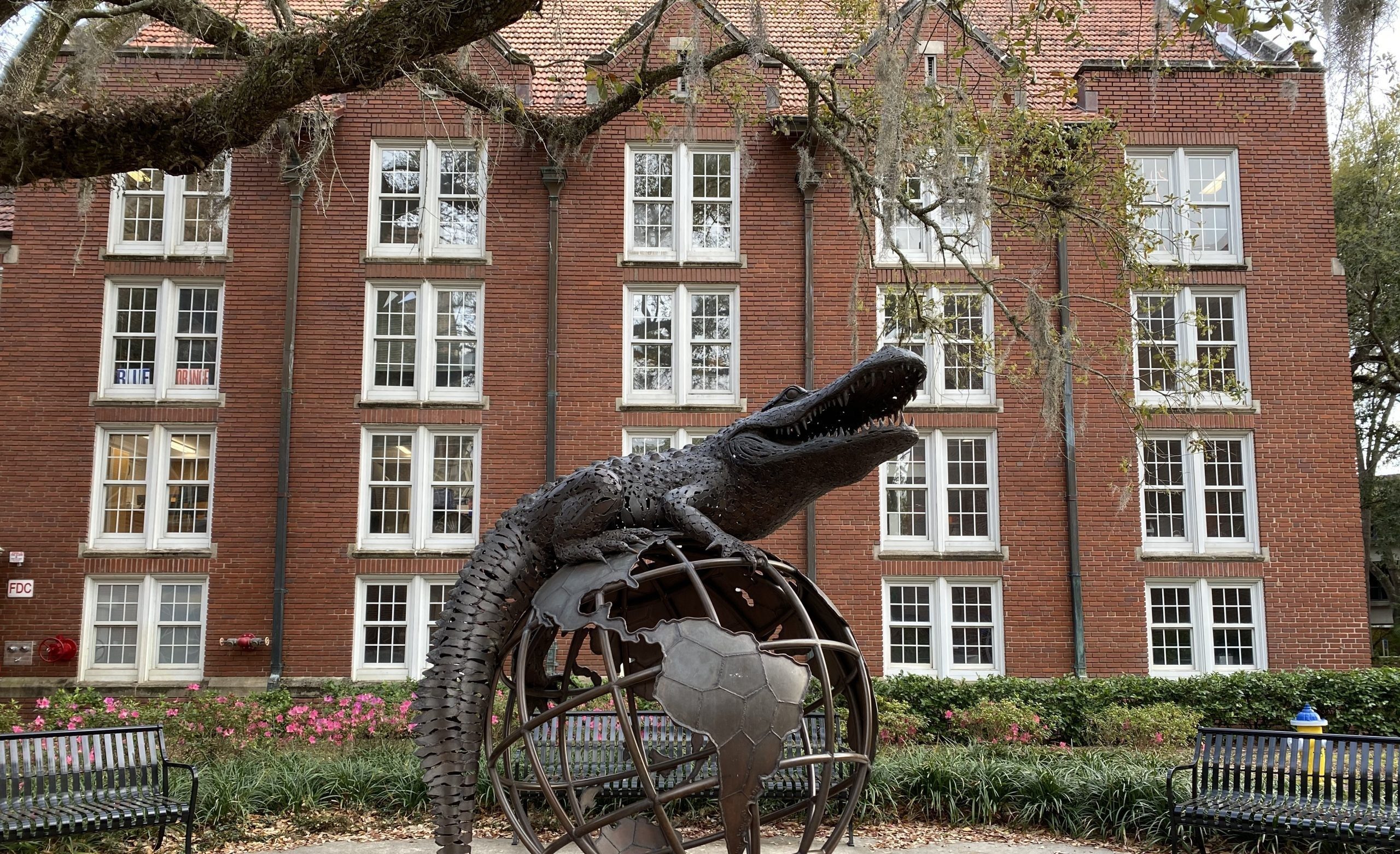 UF Gator Globe Statue